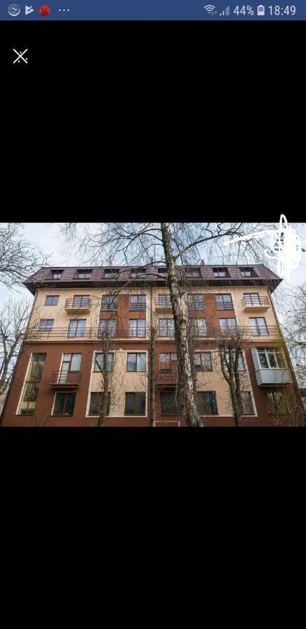 Вулиця Лесі Українки Апартаменты Lutsʼk 外观 照片